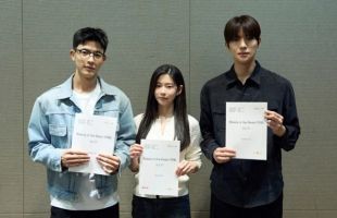 ����̹���